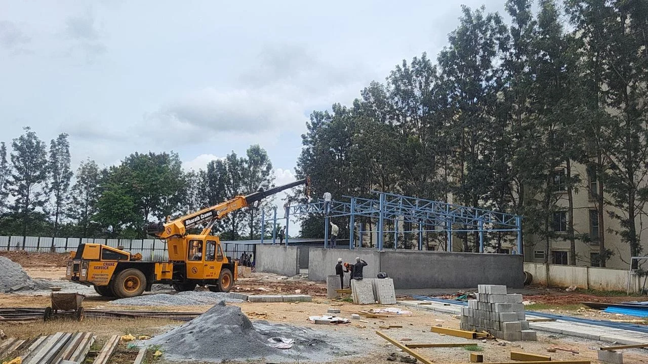 Crane and structural steelwork on a construction site